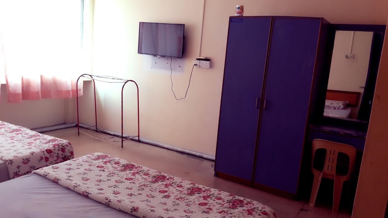 Hotel Makmur クアンタン エクステリア 写真